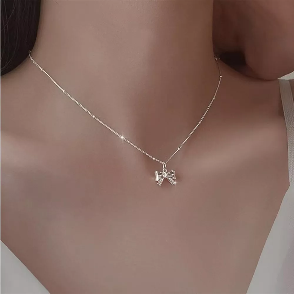 925 Sterling Silver Bow Necklace