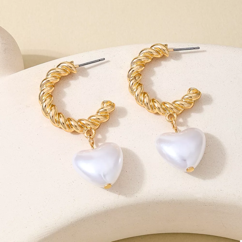 18K Gold-Plated C-Hoop Heart Earrings, image 4