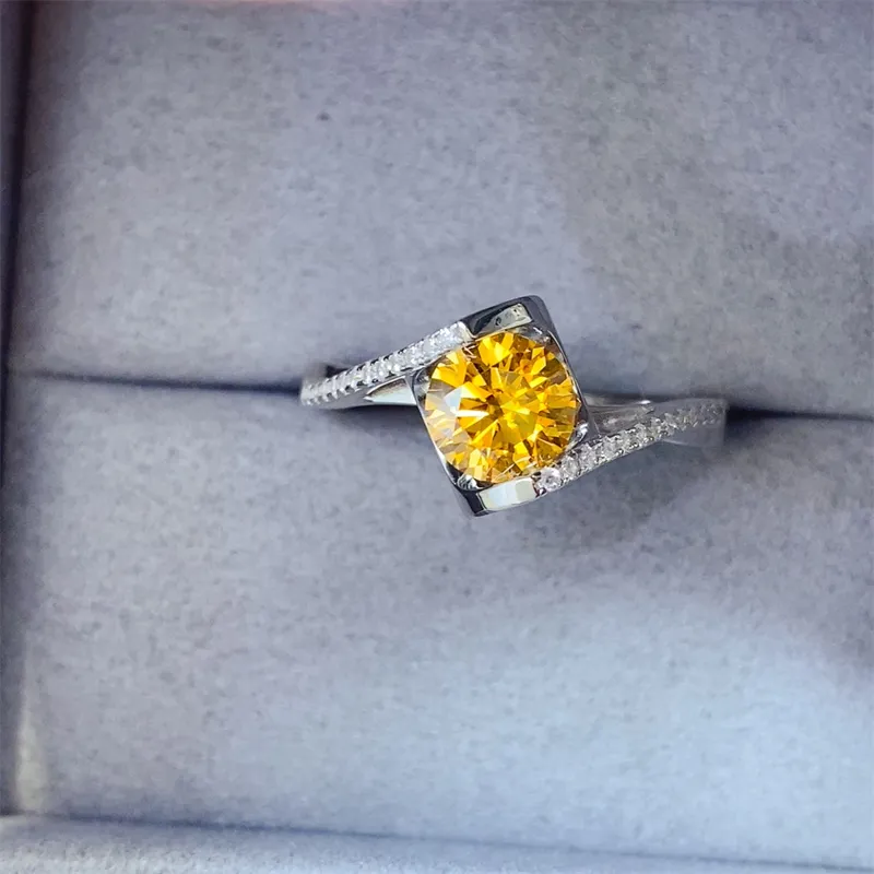 1 Carat Moissanite 925 Sterling Silver Ring, image 4