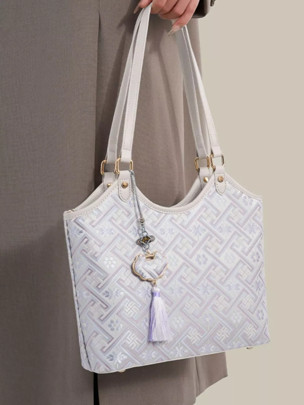 Geometric Pattern Shoulder Bag