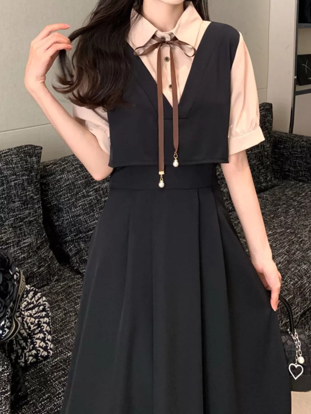 Contrast Short Sleeve Pleated Midi Dress, image 9