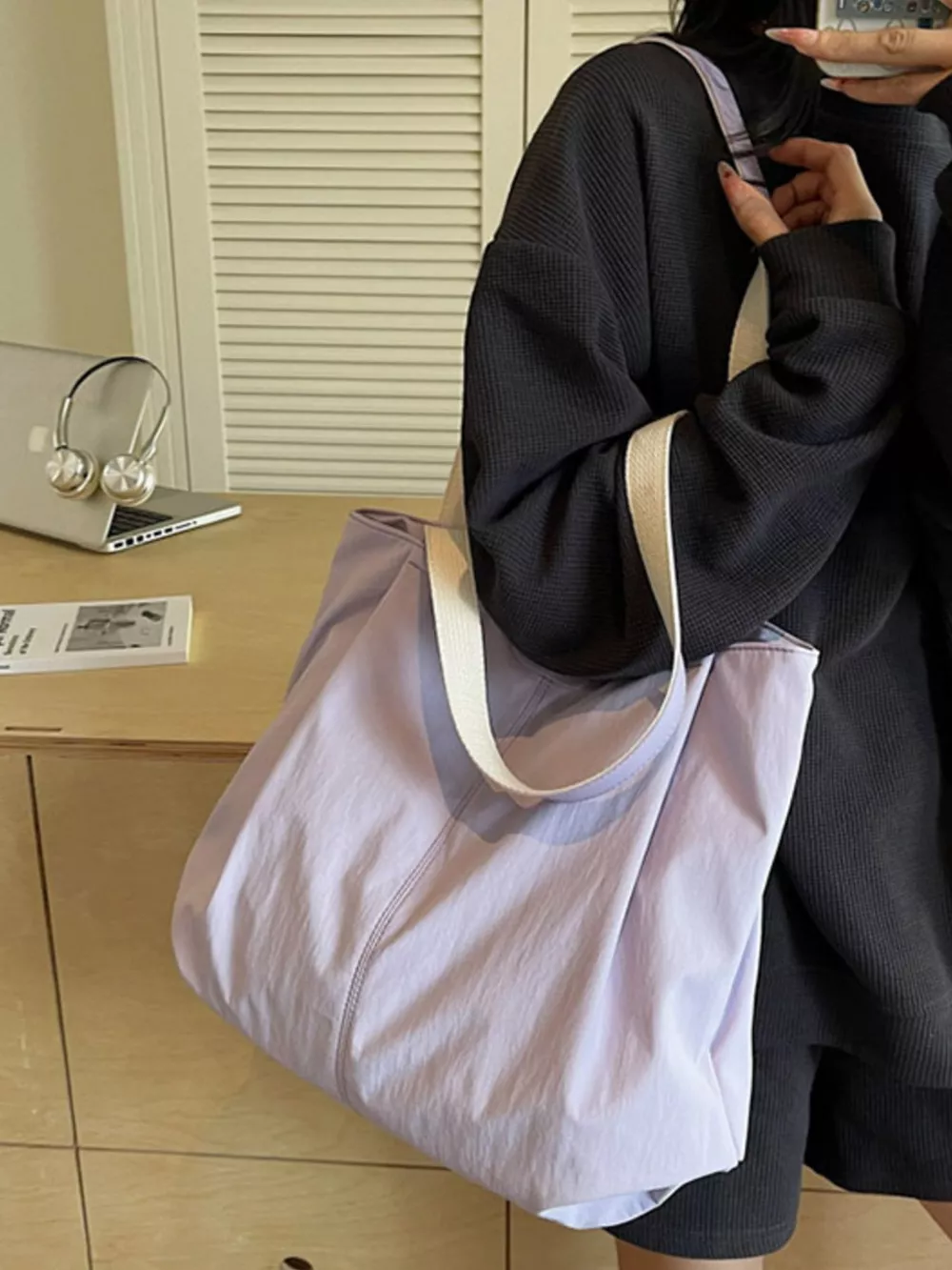 Lightweight Canvas Shoulder Bag, image 5