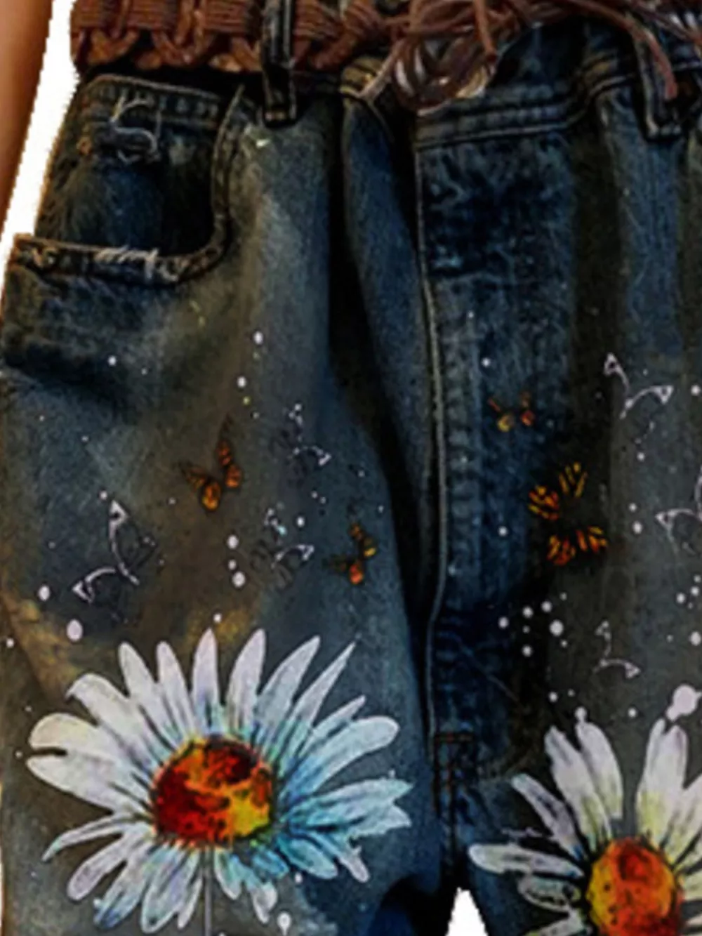Full Size Floral Distressed Cropped Jeans Plus Size, image 5