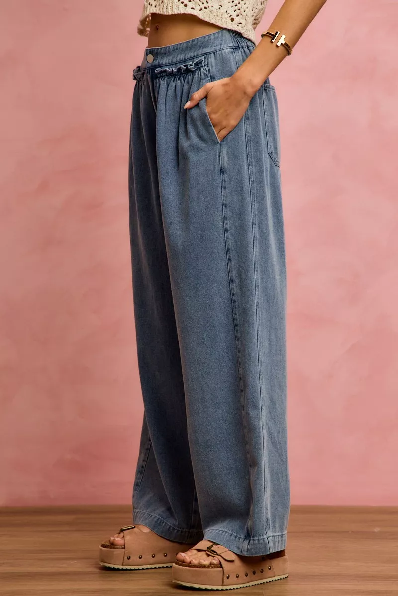 Mid Rise Ruffled Front Elastic Wide Leg Jeans, image 2
