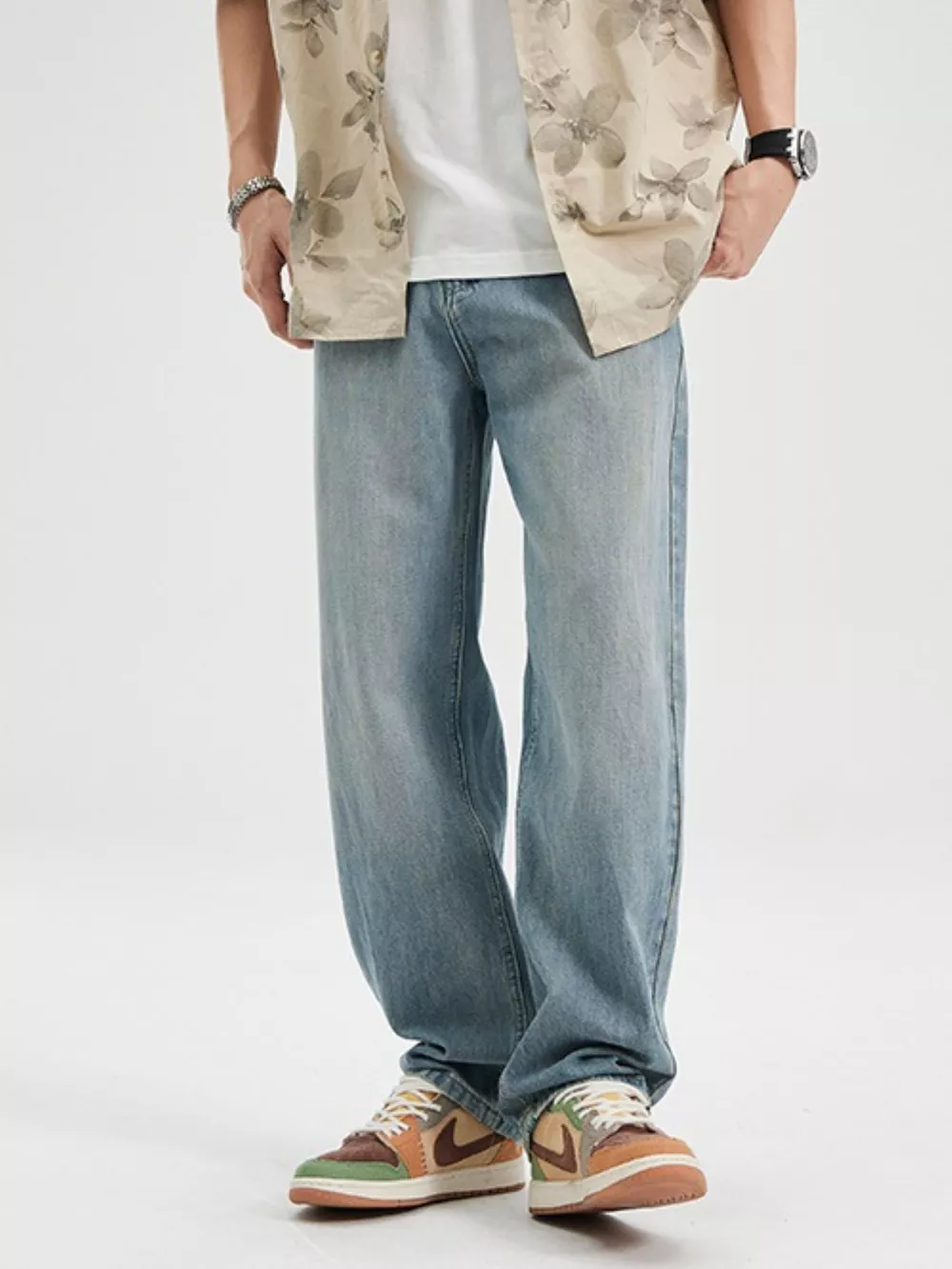 Men's Wash Relaxed Fit Jeans, image 4