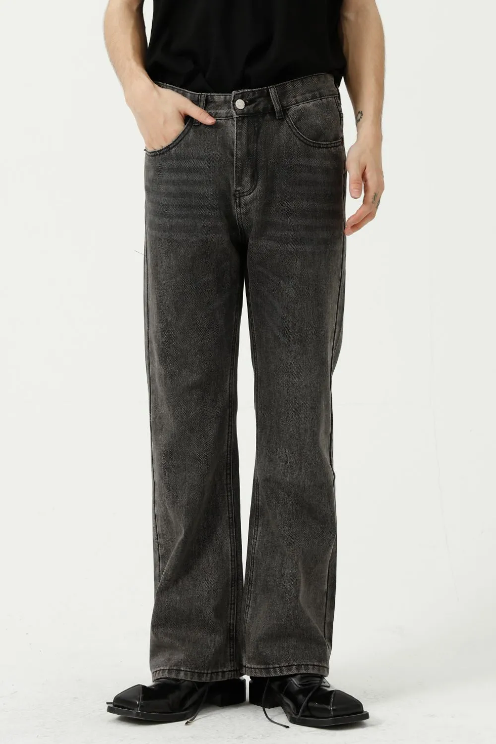Mid Rise Jeans with Pockets, image 2