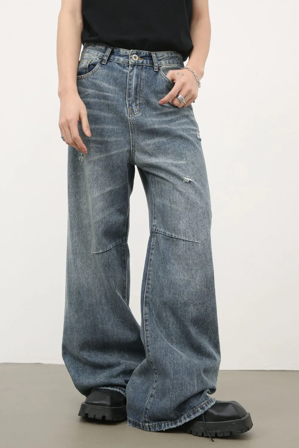 Men's Distressed Wide Leg Jeans, image 2