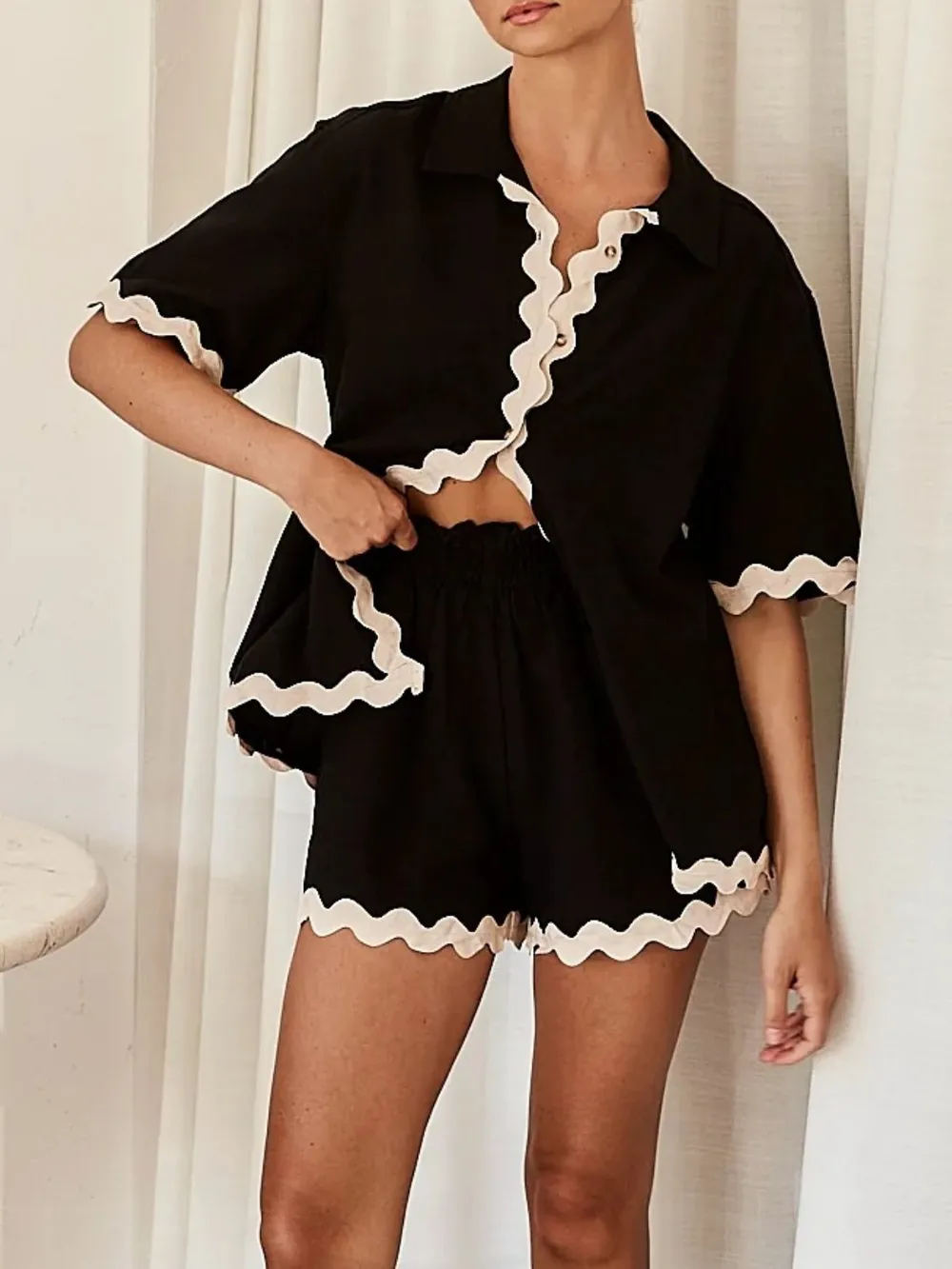 Contrast Trim Half Sleeve Top and Shorts Set, image 3