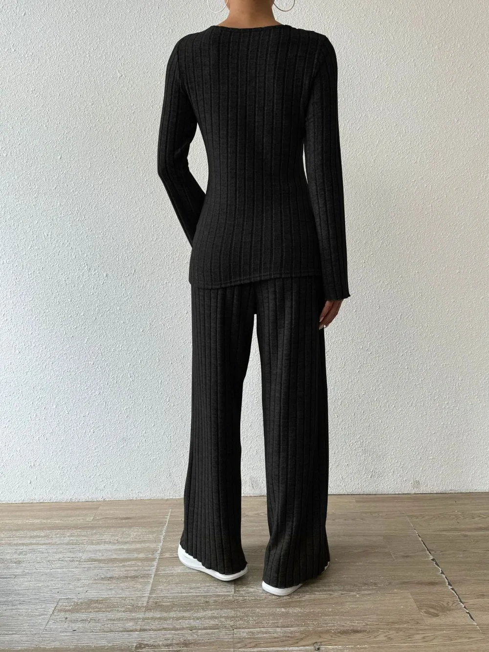 Ribbed V-Neck Long Sleeve Top and Pocketed Pants Set, image 15