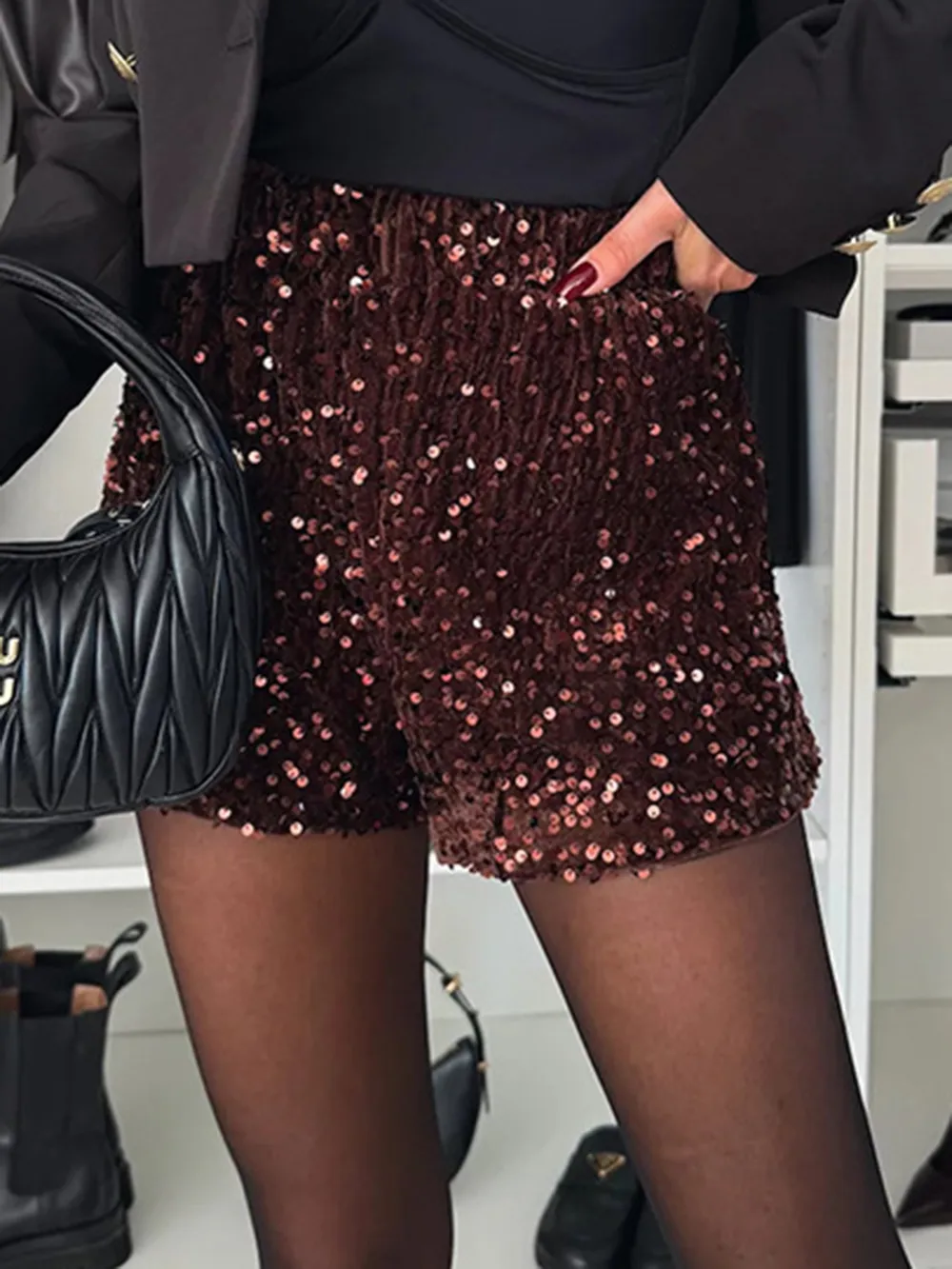Sequin Mid Rise Shorts, image 2