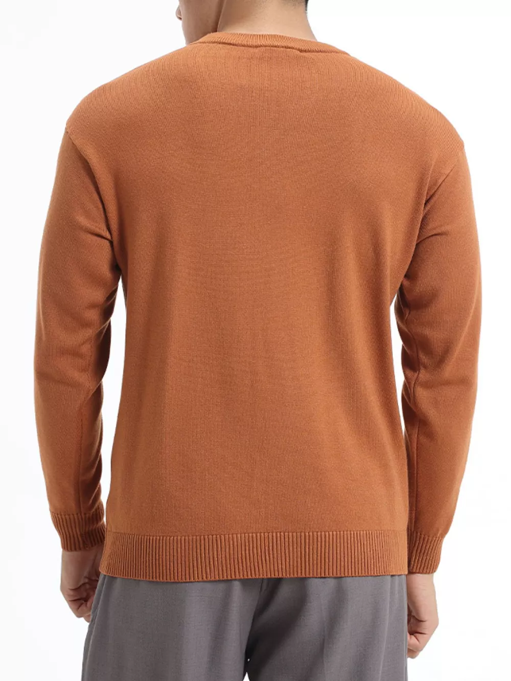 Men's Minimalist Crew Neck Sweater with Ribbed Cuffs, image 13
