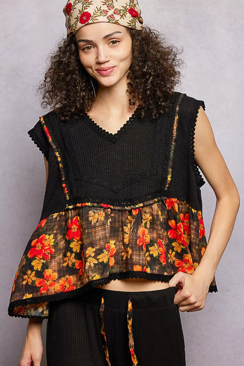 Lace Detail Floral Cropped Ruffled Top, image 2