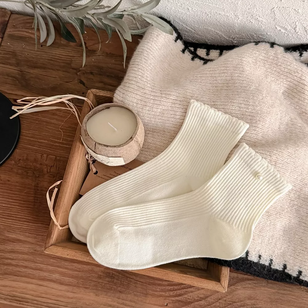 Vintage Ribbed Crew Socks, image 6