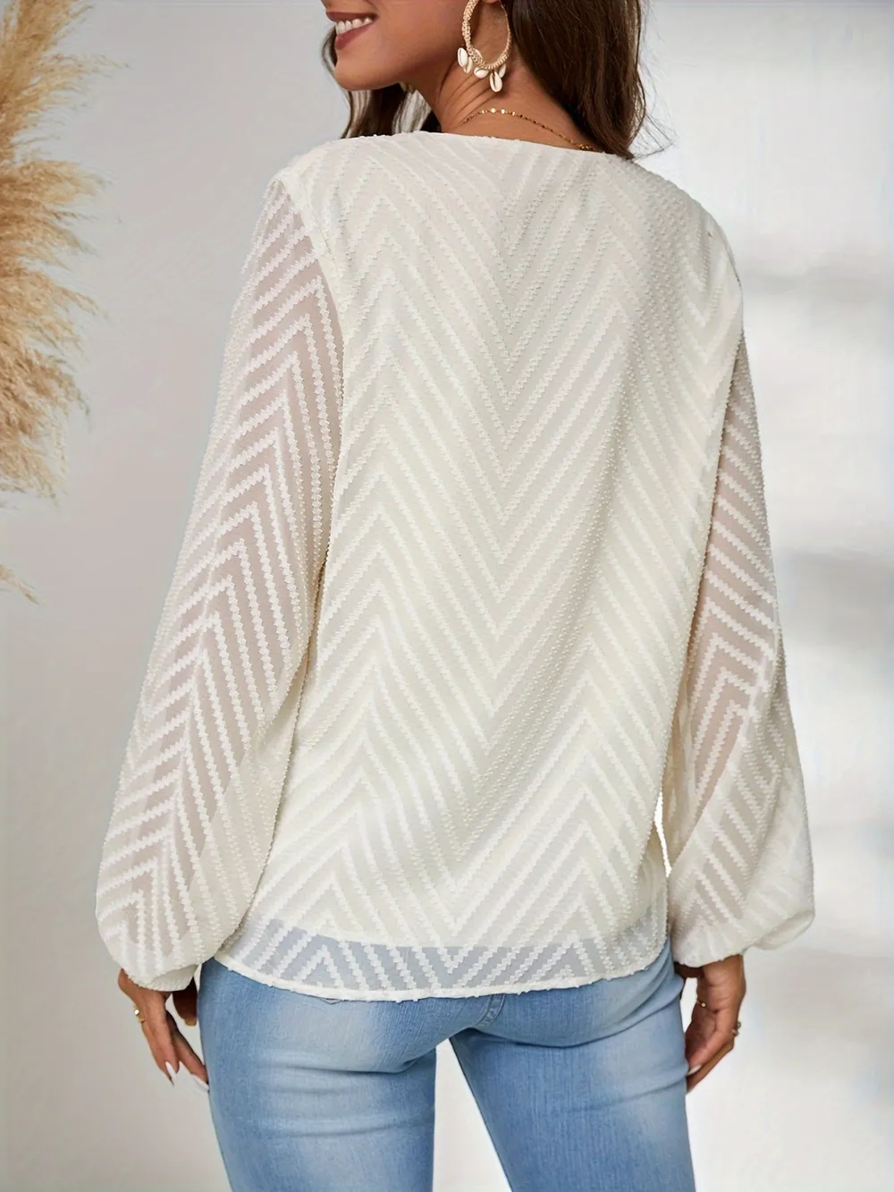 Textured V-Neck Balloon Sleeve Blouse, image 3