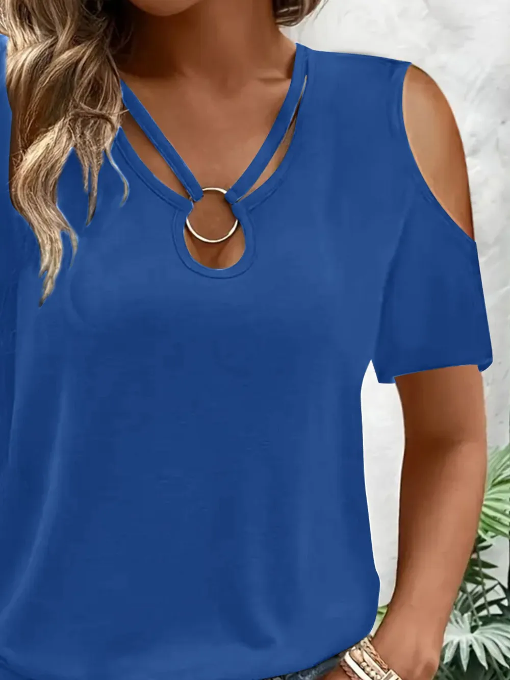 Cold Shoulder T-Shirt with Metal Ring Detail, image 6