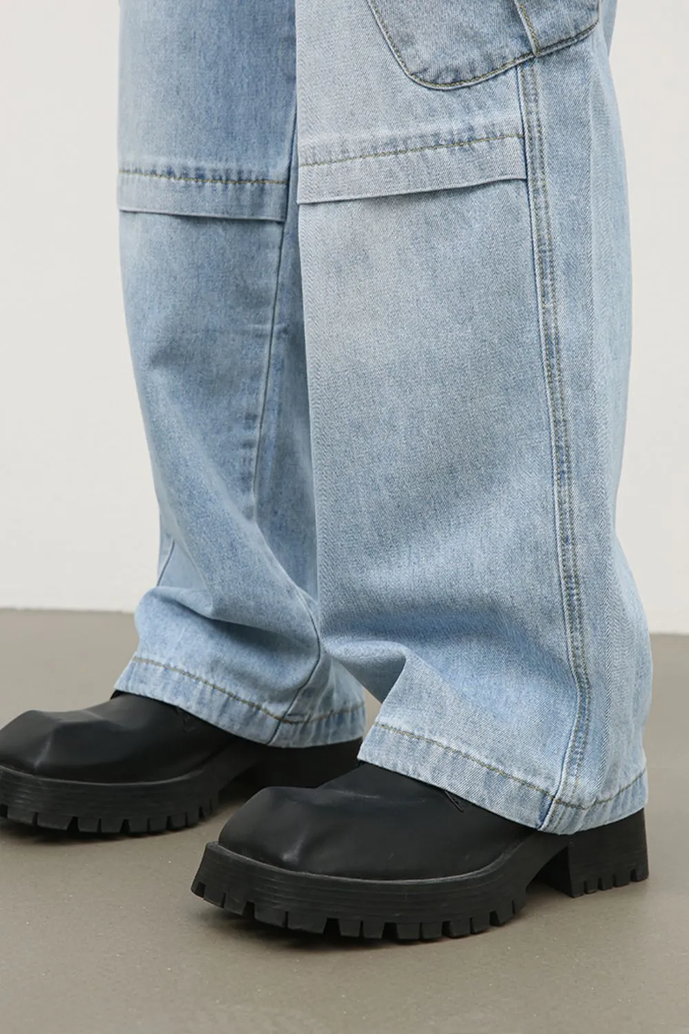 Men's Mid Rise Jeans with Cargo Pockets, image 3