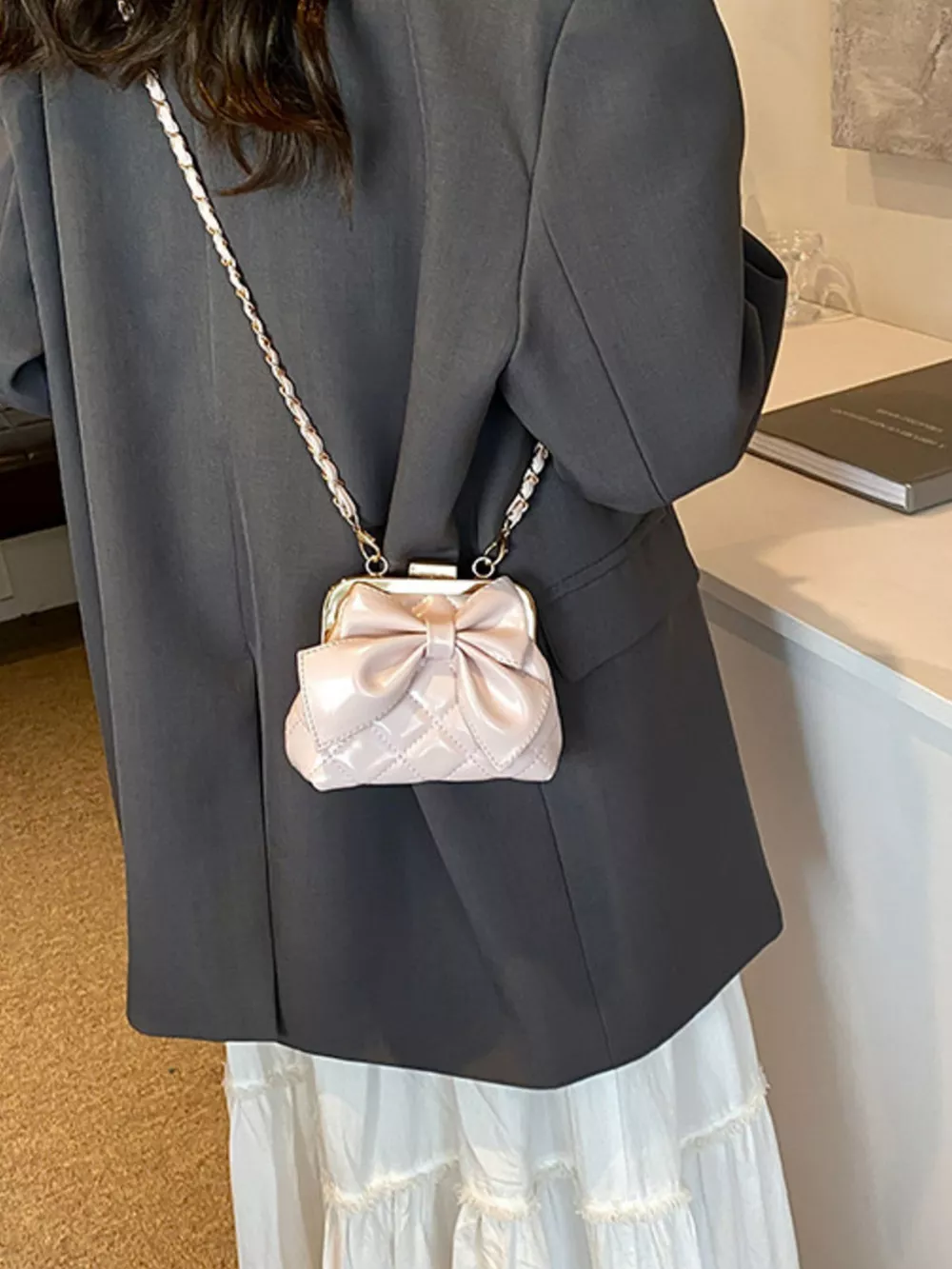Bow Decor Quilted Crossbody Bag, image 4