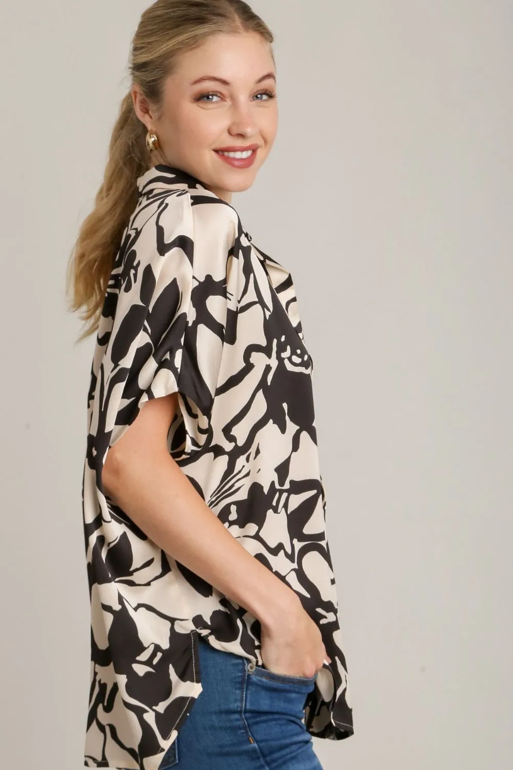 Full Size Two Tone Print Button Down Top with Hidden Plackets Plus Size, image 4