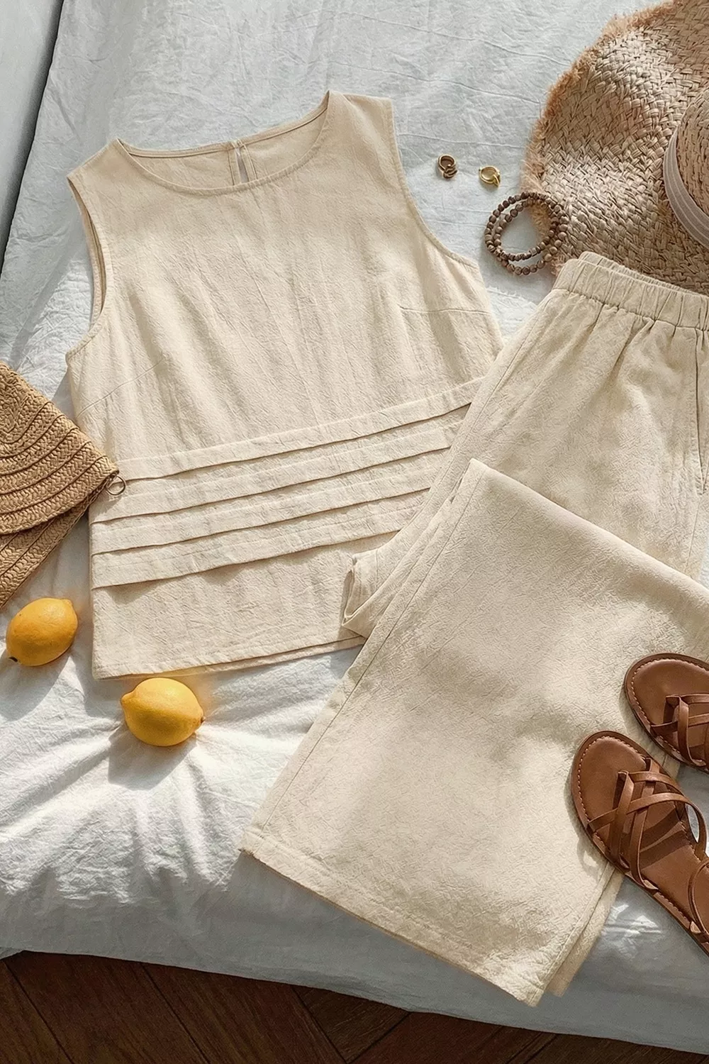 Sleeveless Top and Wide-Leg Pants Set, image 4