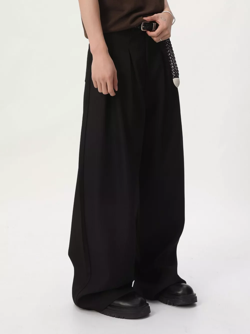 Men's High-Waisted Pleated Wide-Leg Pants, image 12