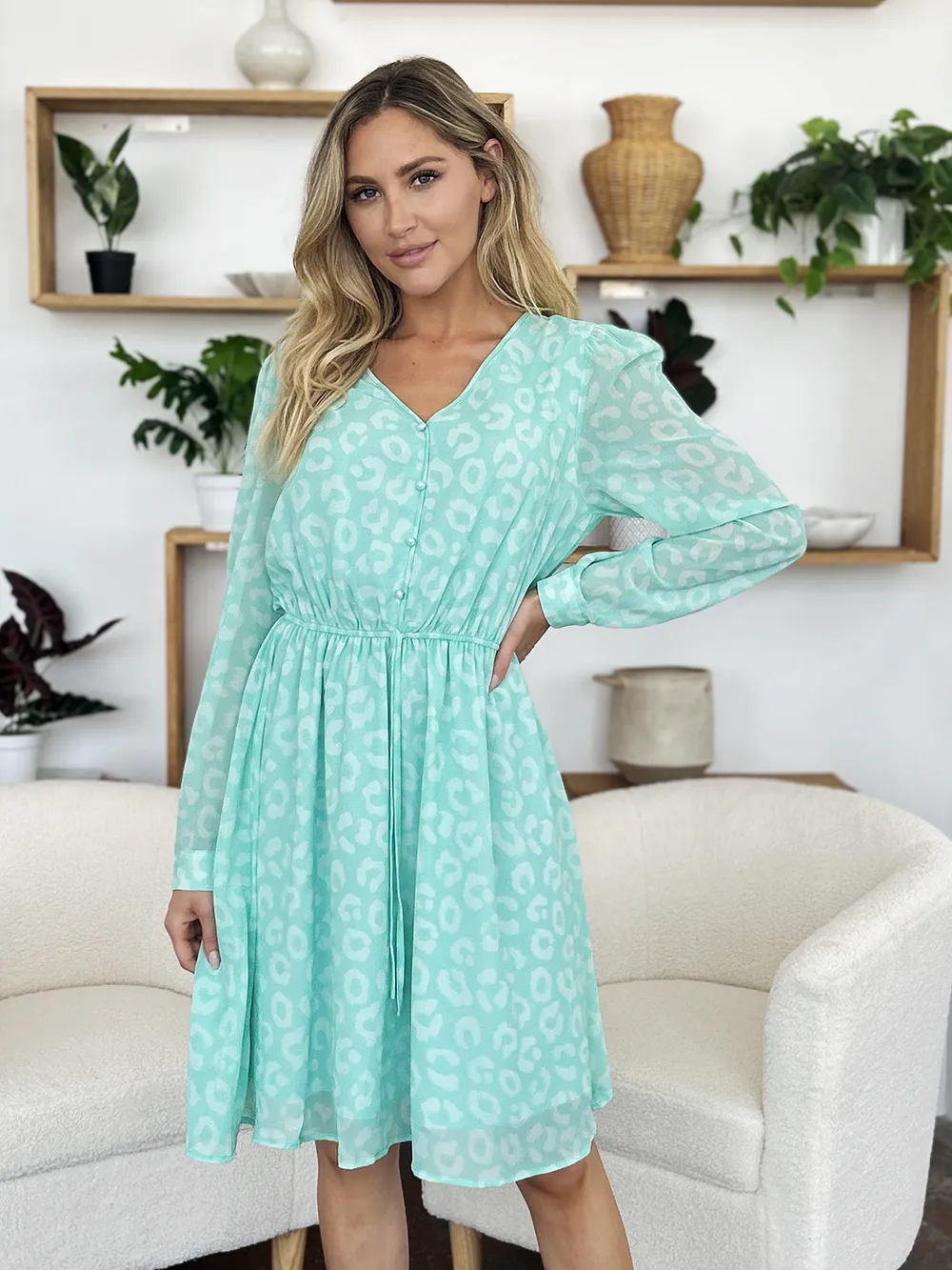 Full Size Printed Ruched V-Neck Long Sleeve Dress, image 16