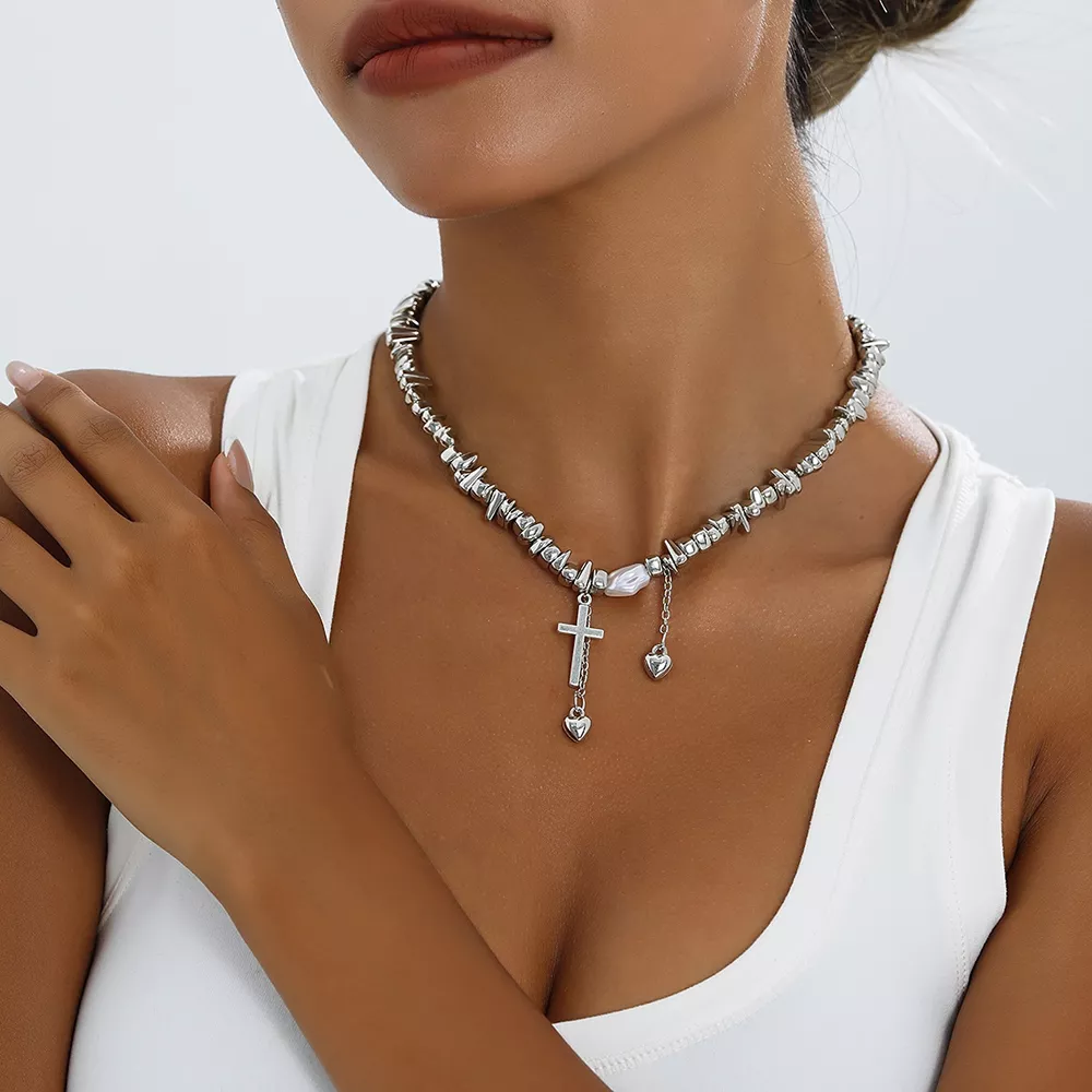 Chunky Chain Cross Pendant Necklace, image 3