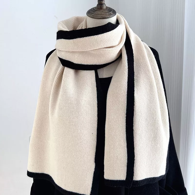 Contrast Trim Winter Scarf, image 6