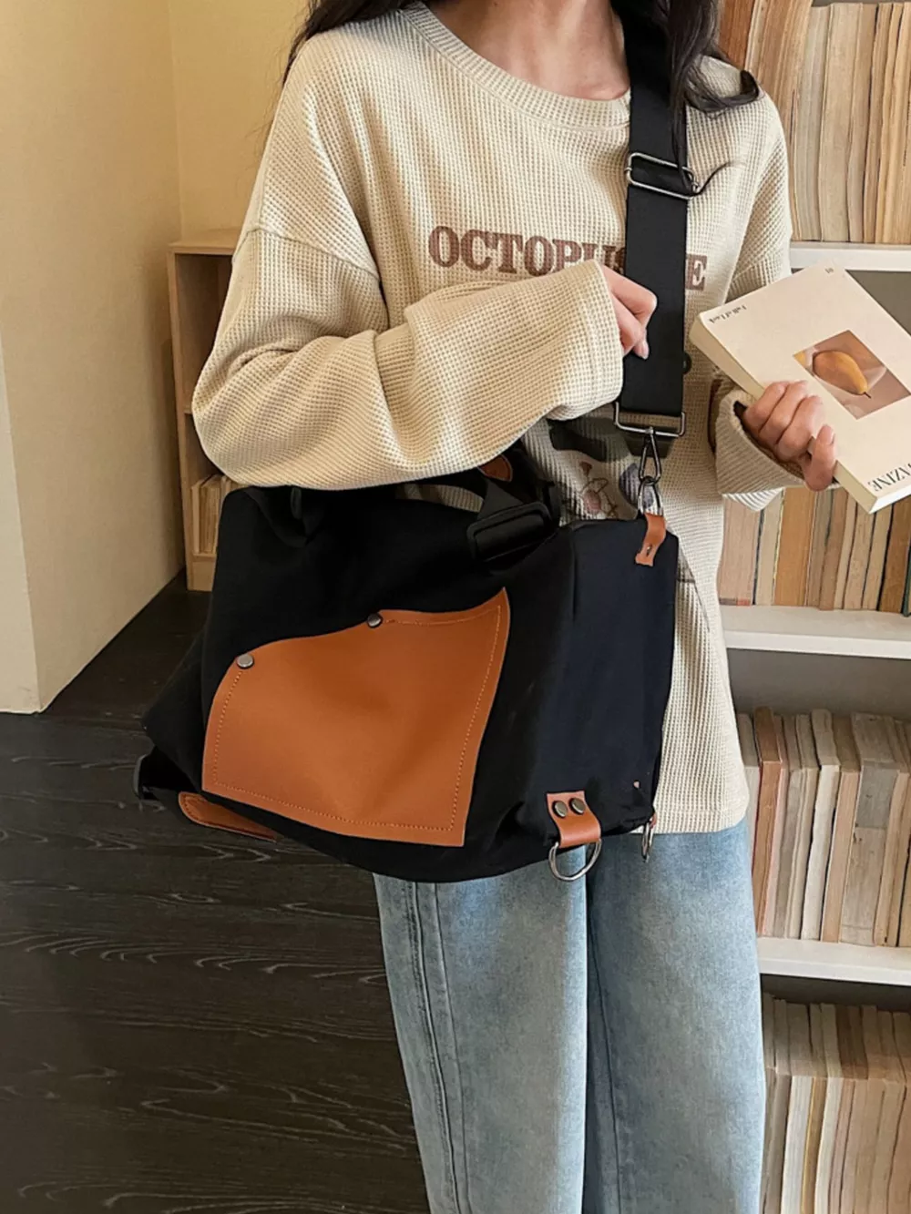 Contrast Color Crossbody Bag, image 2