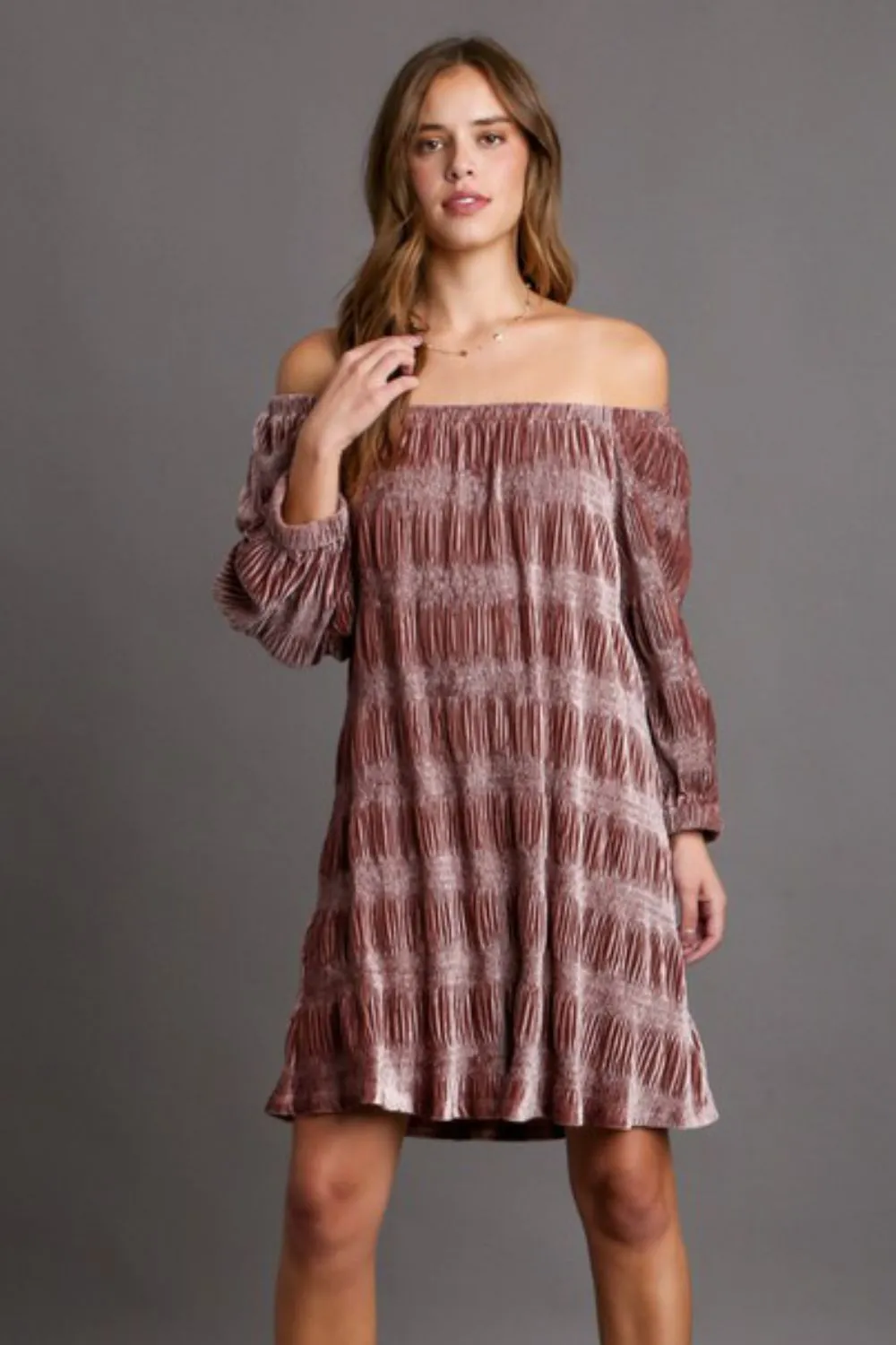 Off-Shoulder Balloon Sleeve Velvet Mini Dress, image 4