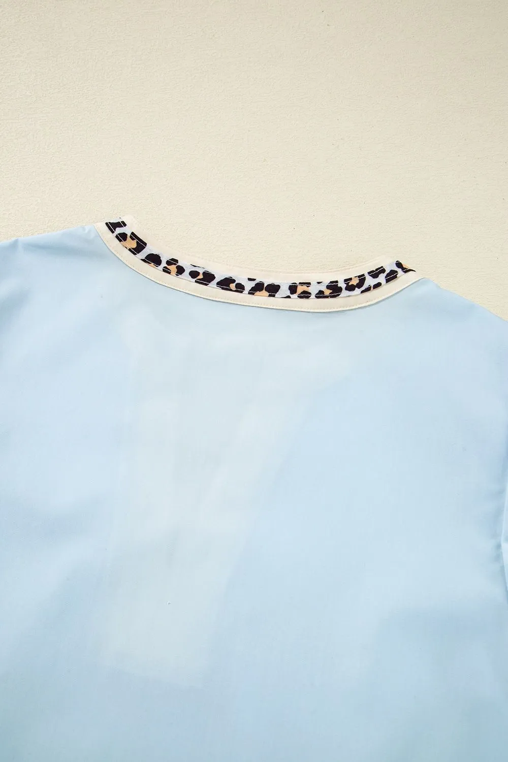 Contrast Leopard Trim Split Neck Puff Sleeve Blouse, image 9