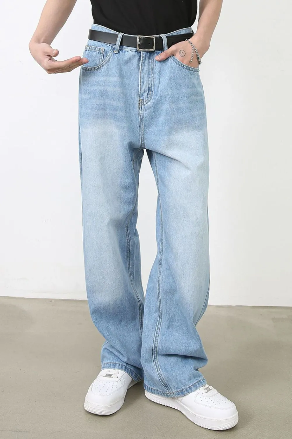 Men's Wide Straight Jeans with Pockets, image 2