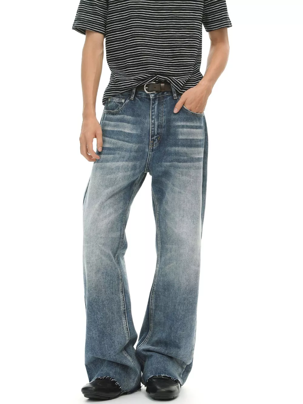 Men's Vintage Wash Flare Jeans, image 3