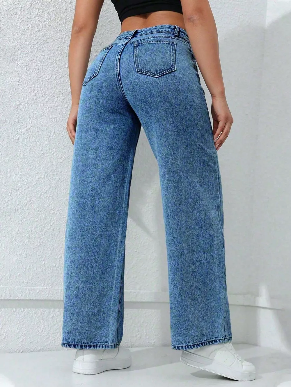 High-Waisted Wide-Leg Jeans, image 4