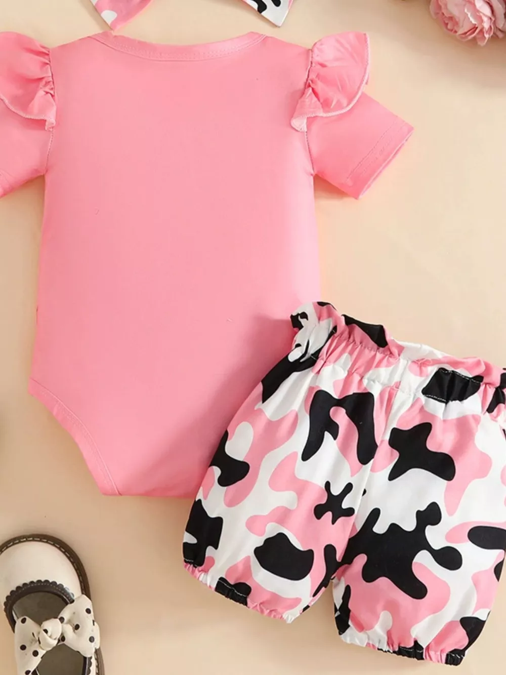 Children's Leopard Heart Bodysuit and Shorts Set with Headband, image 2