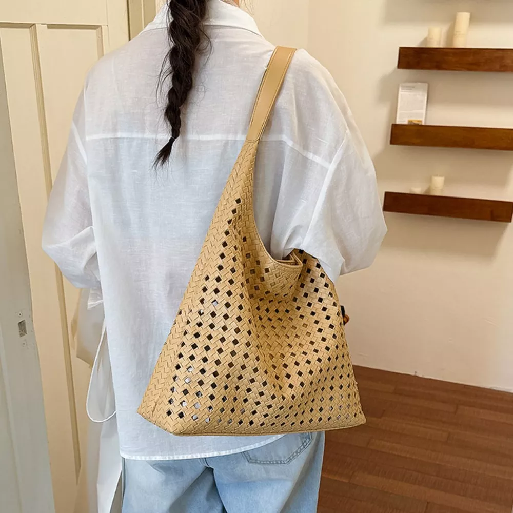 Cutout Shoulder Bag, image 7