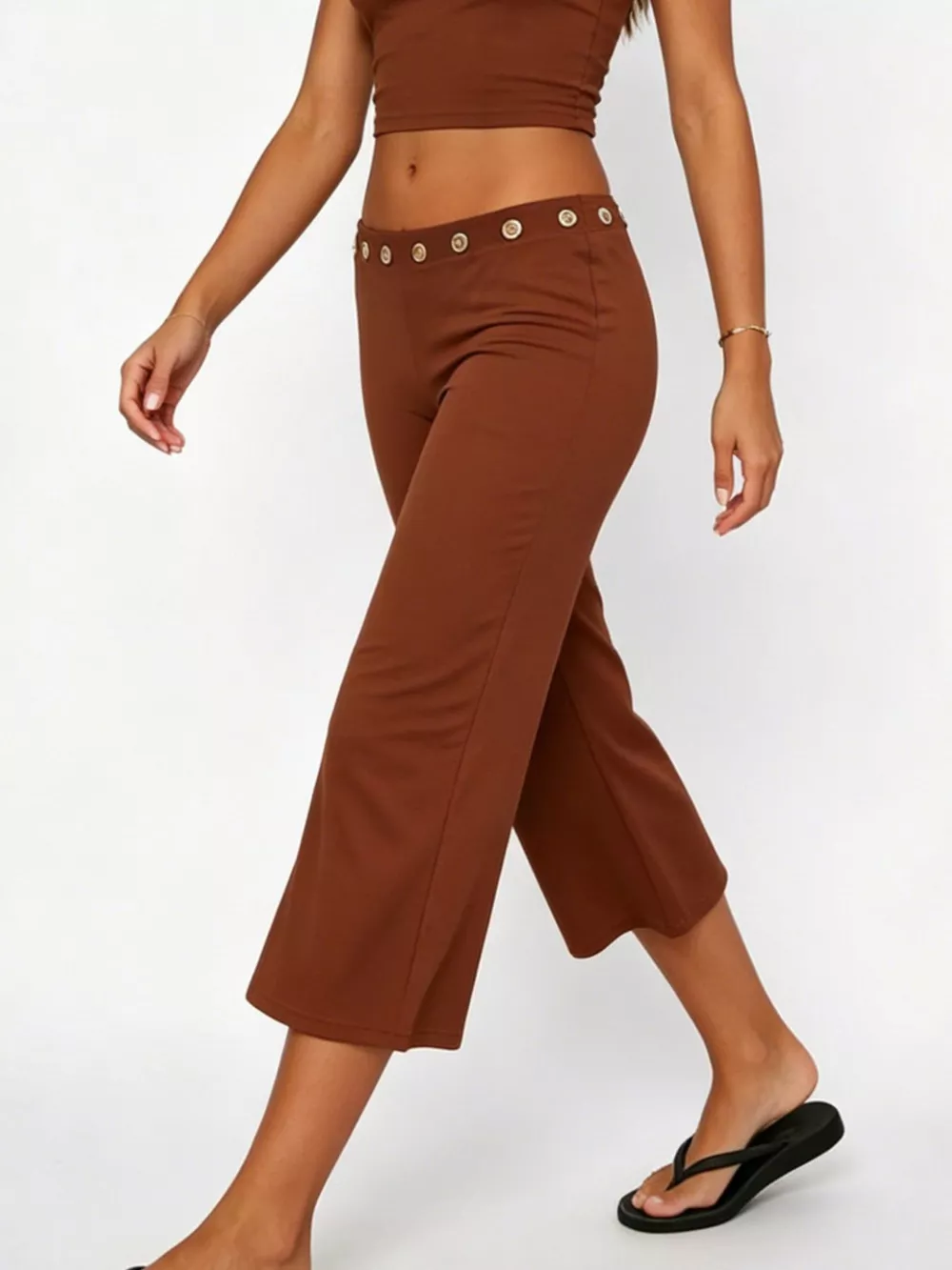 Mid Rise Capris Pants, image 8