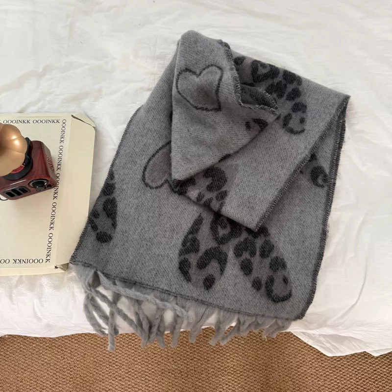 Leopard Heart Warm Scarf, image 7