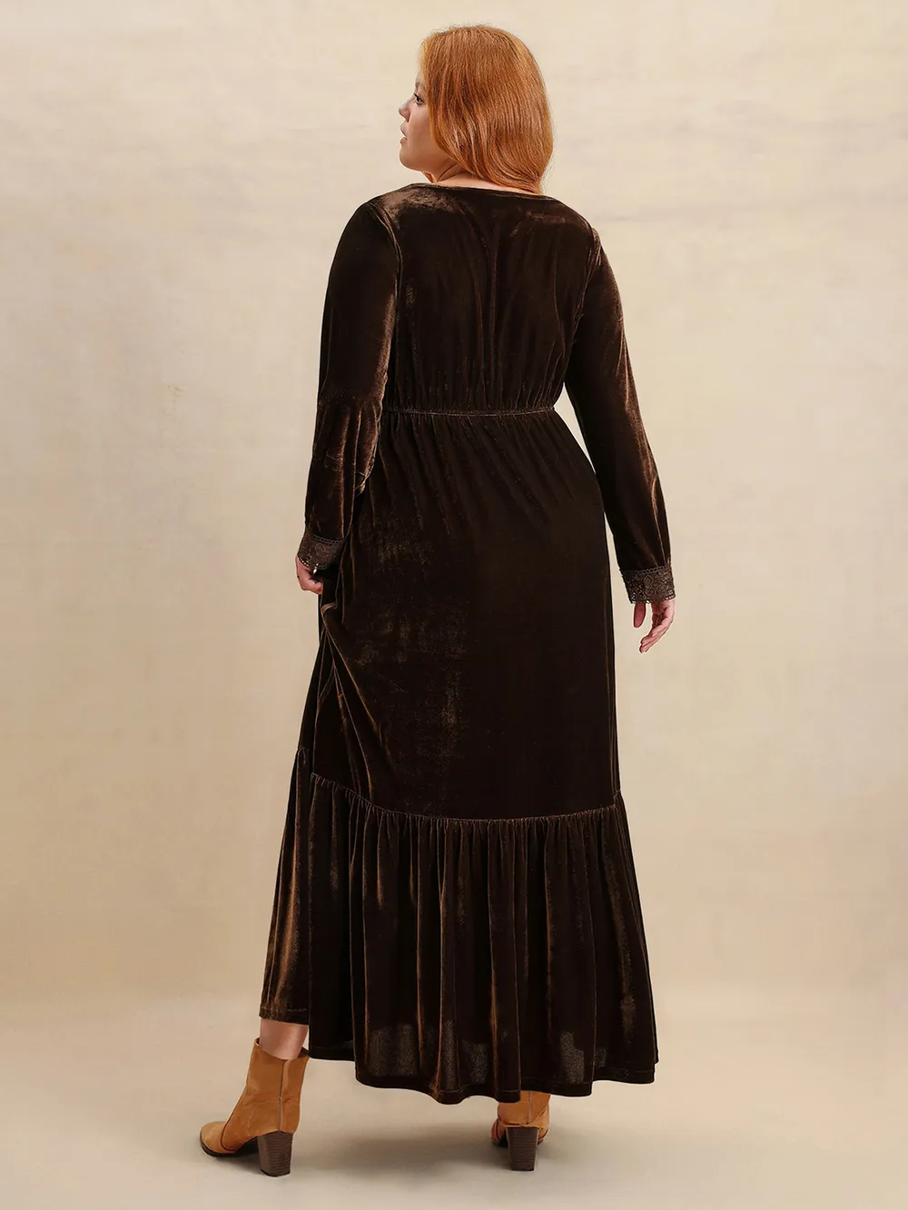 Plus Size Lace Detail V-Neck Long Sleeve Midi Dress, image 7