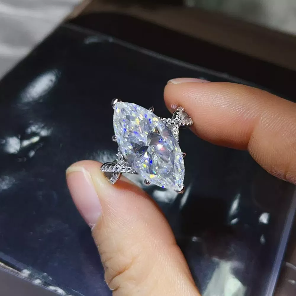 10 Carat Moissanite 925 Sterling Silver Ring, image 2