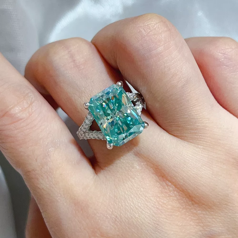 10 Carat 925 Sterling Silver Moissanite Ring, image 3