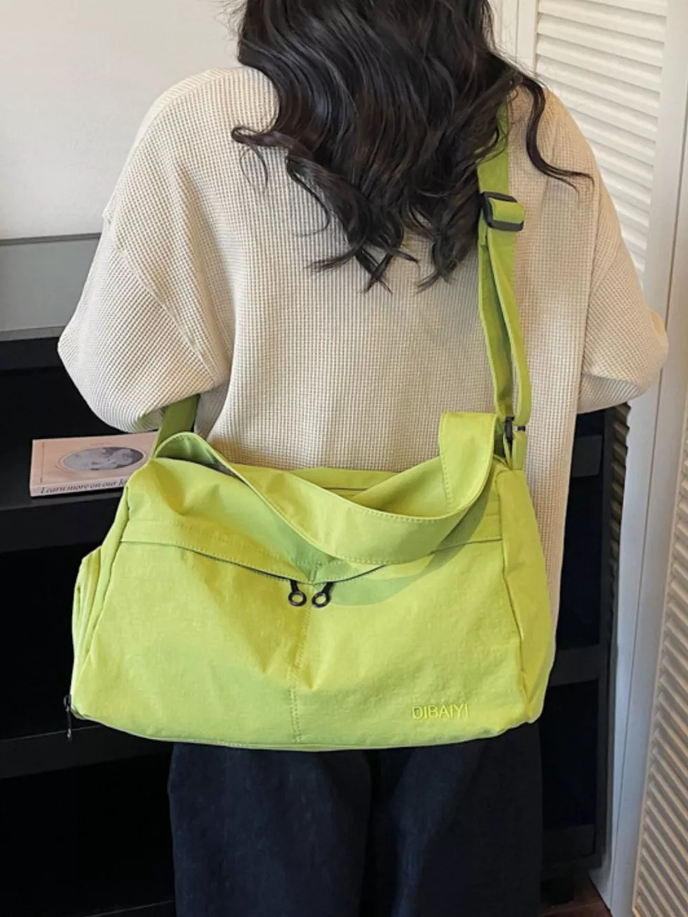 Adjustable Strap Duffle Bag, image 4