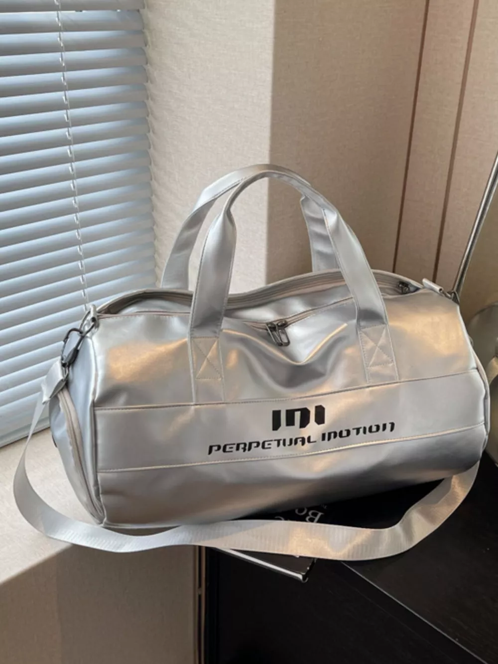 Lightweight Travel Duffel Bag with Shoulder Strap, image 14