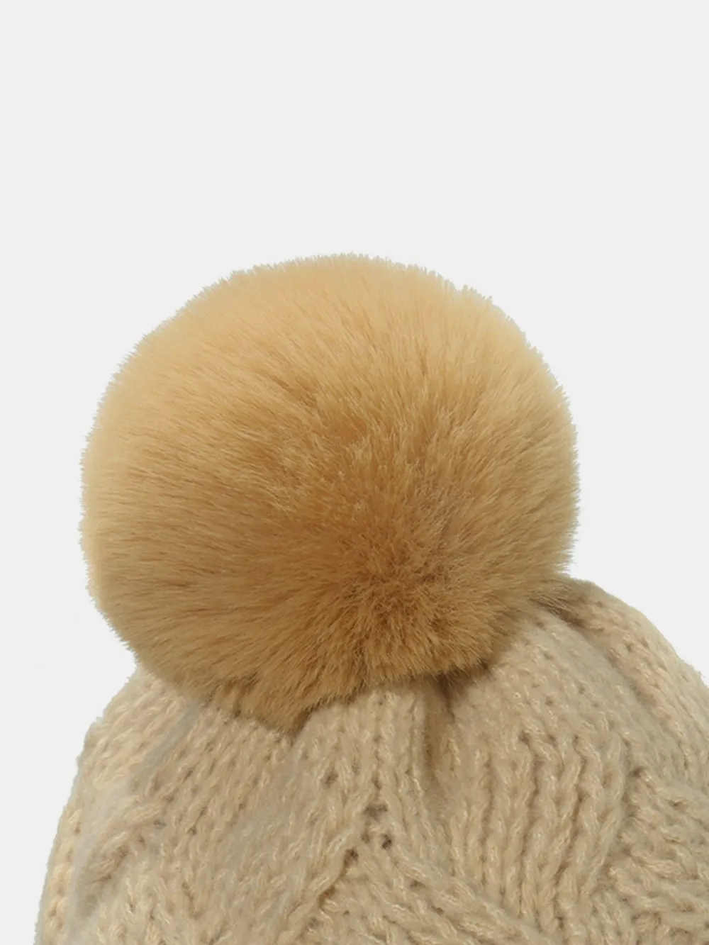 Roll Rim Cable-Knit Hat, image 4
