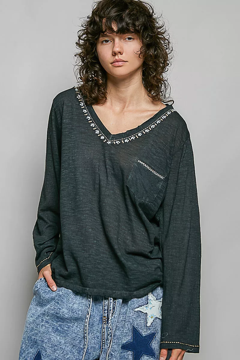 POL Contrast Stitch V-Neck Lightweight Knit Long Sleeve Top, image 4
