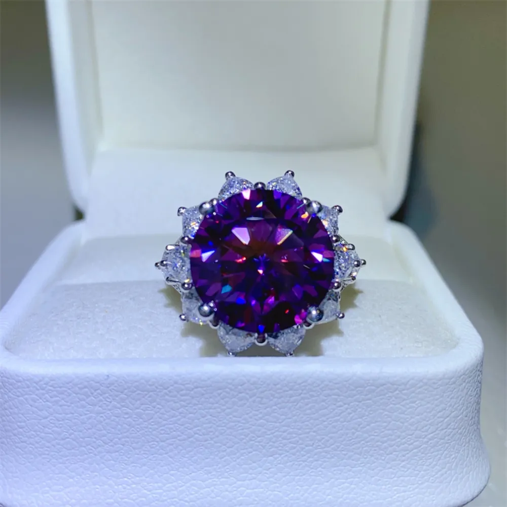 10 Carat Moissanite 925 Sterling Silver Flower Shape Ring, image 2