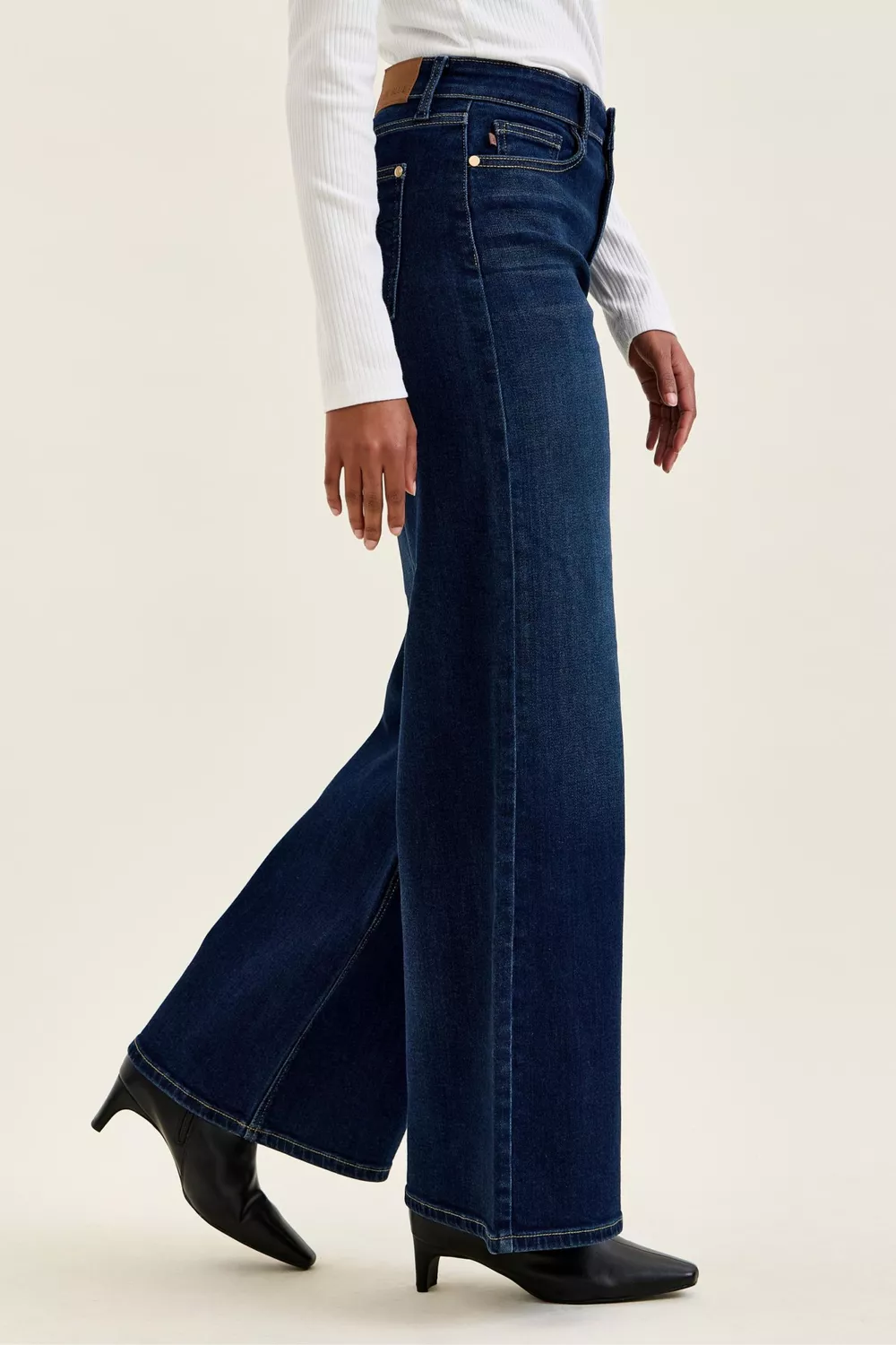 High-Waisted Wide-Leg Dark Wash Jeans, image 2