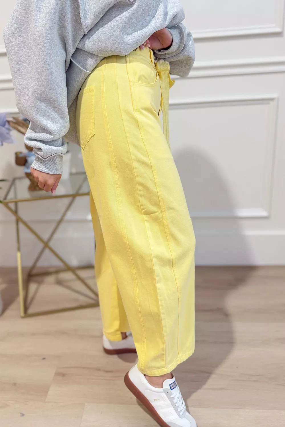 Wide-Leg Drawstring Jeans, image 6