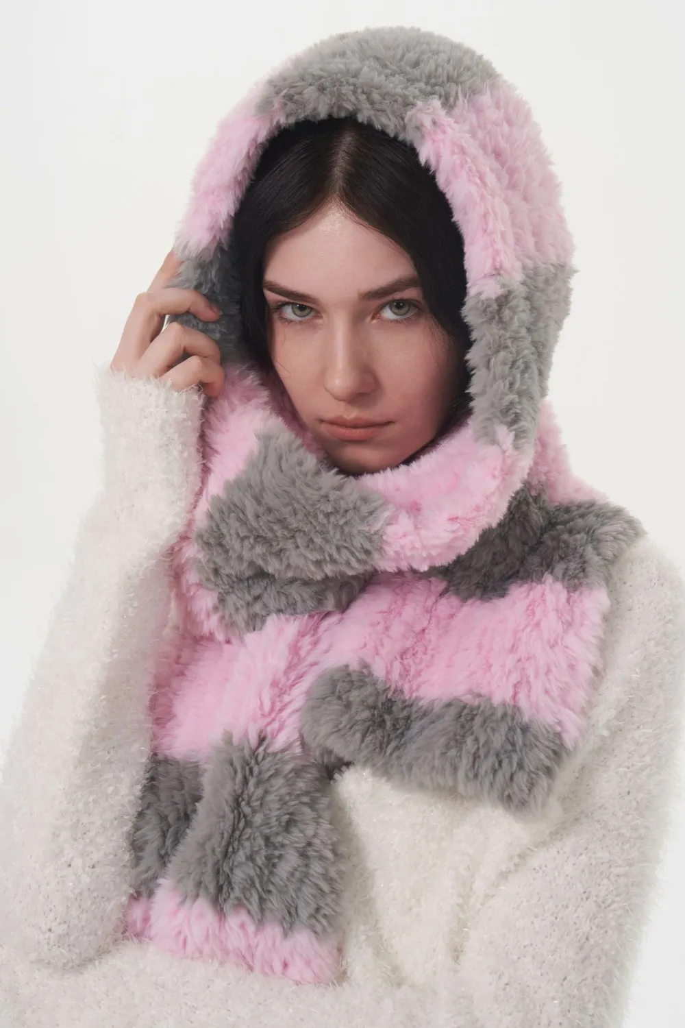 Fuzzy Contrast Striped Scarf, image 2
