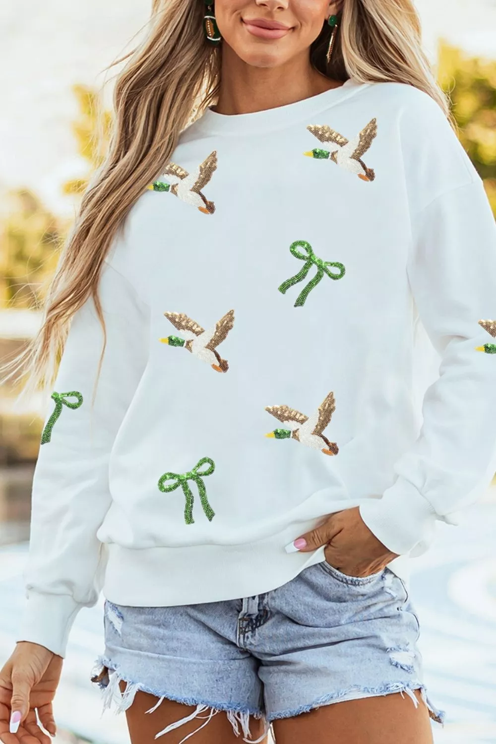 Sequin Mallard Bow Crewneck Pullover Sweatshirt, image 5