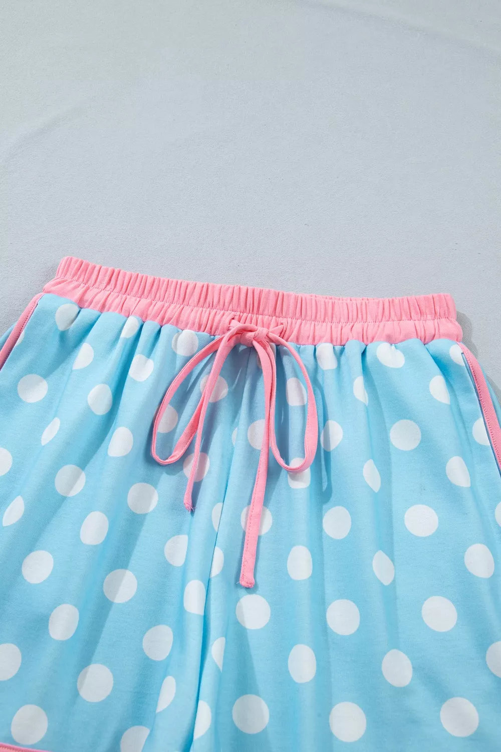 Polka Dot Contrast Trim Top and Drawstring Shorts Set, image 7